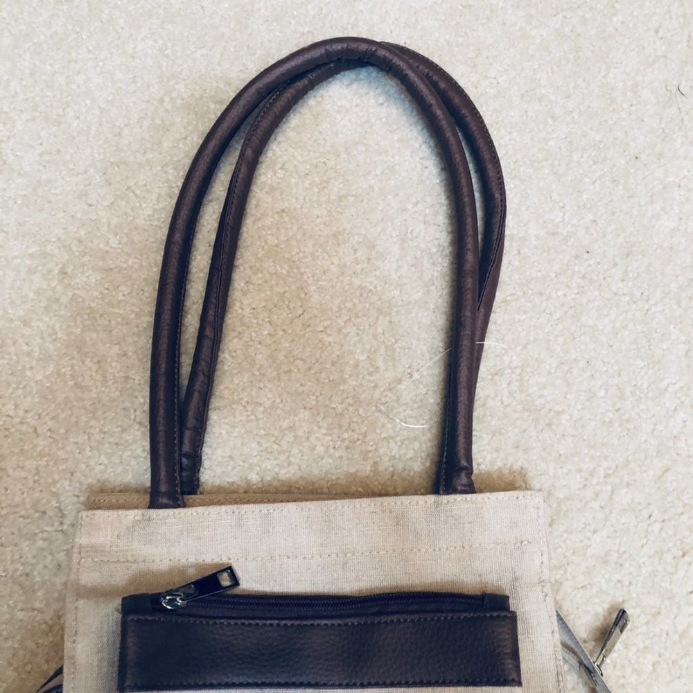 Jute Cottage Natural Fiber Stamped Bag - Picture 2 of 7
